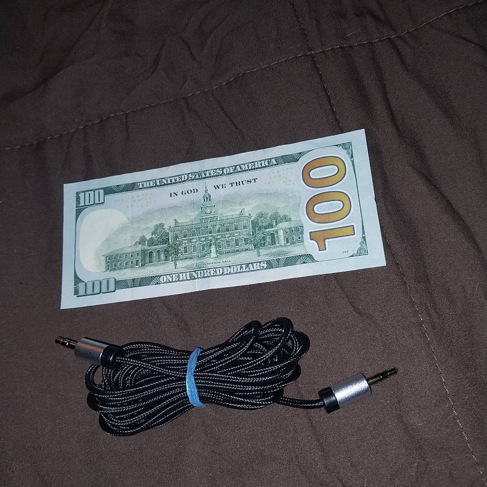 10 FT 3.5mm Aux Audio Cable (Unbranded)
